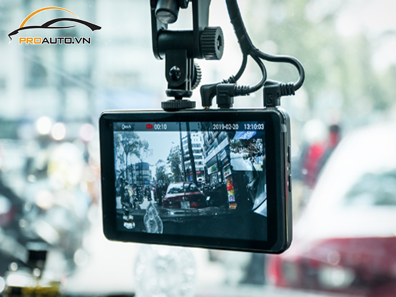 Camera hành trình ô tô xe Mitsubishi Triton