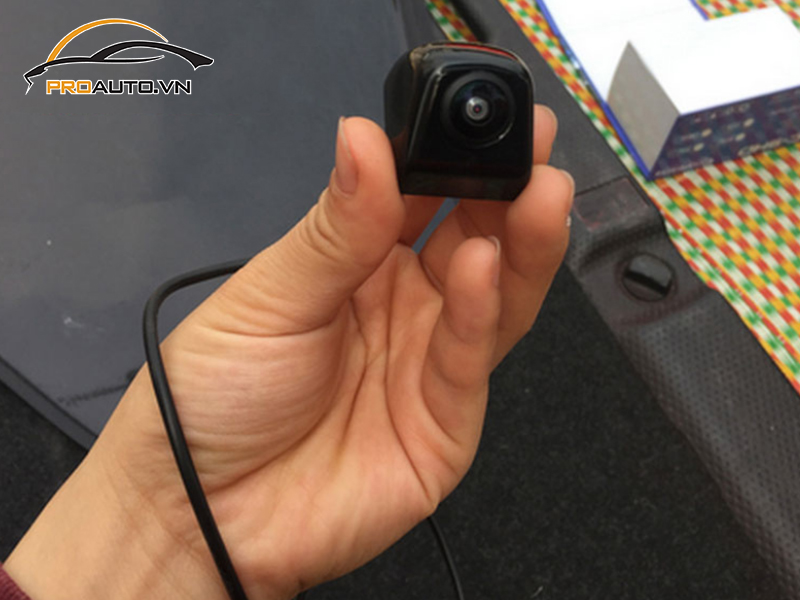 Camera lùi xe Toyota Alphard