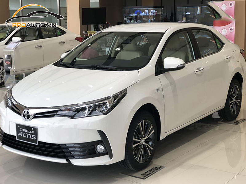 Camera lùi xe Toyota Altis