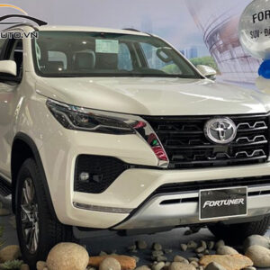 Camera Lùi Xe Toyota Fortuner