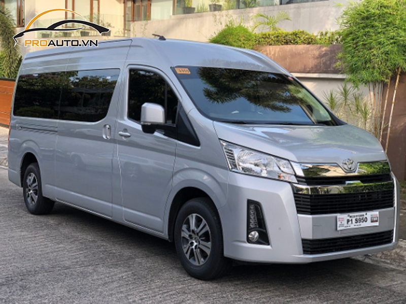 Camera lùi xe Toyota Hiace