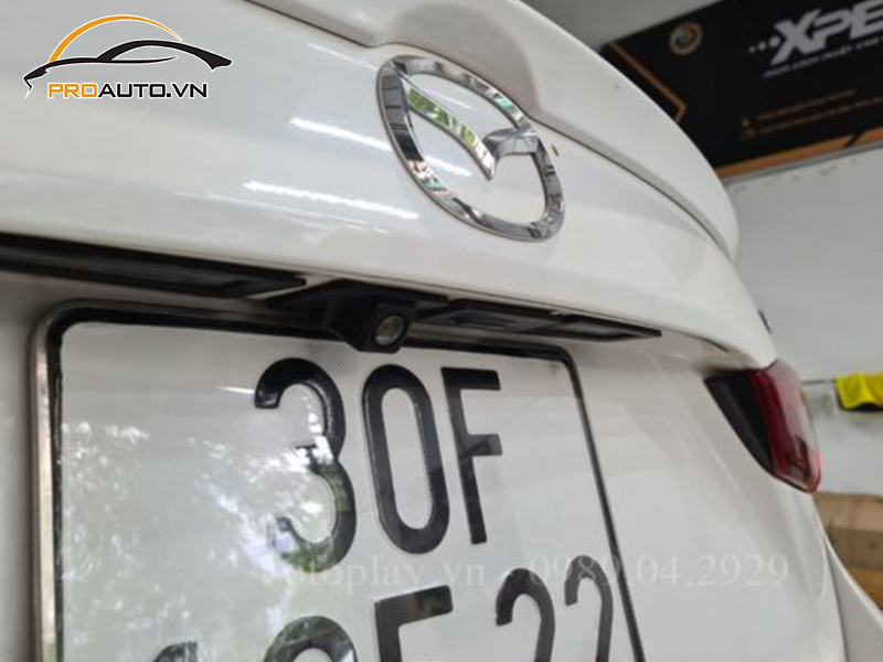 Camera lùi xe Mazda 3