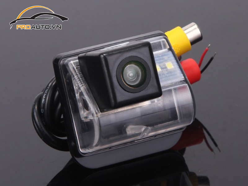 Camera lùi xe Mazda 6