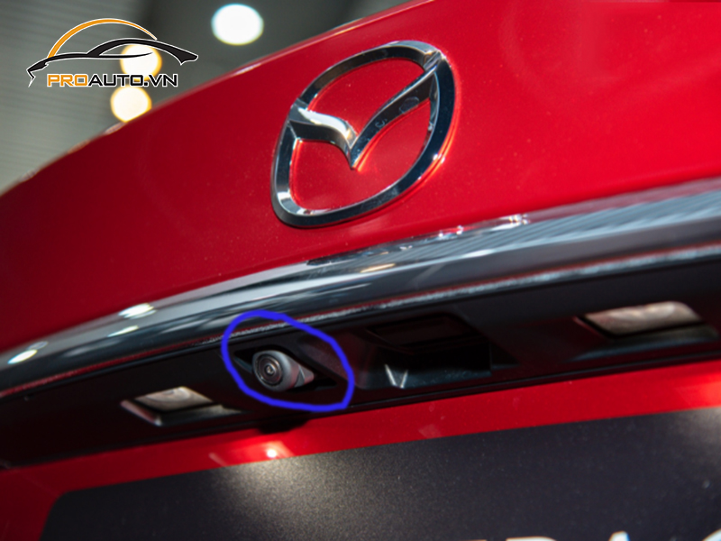 Camera lùi xe Mazda 6