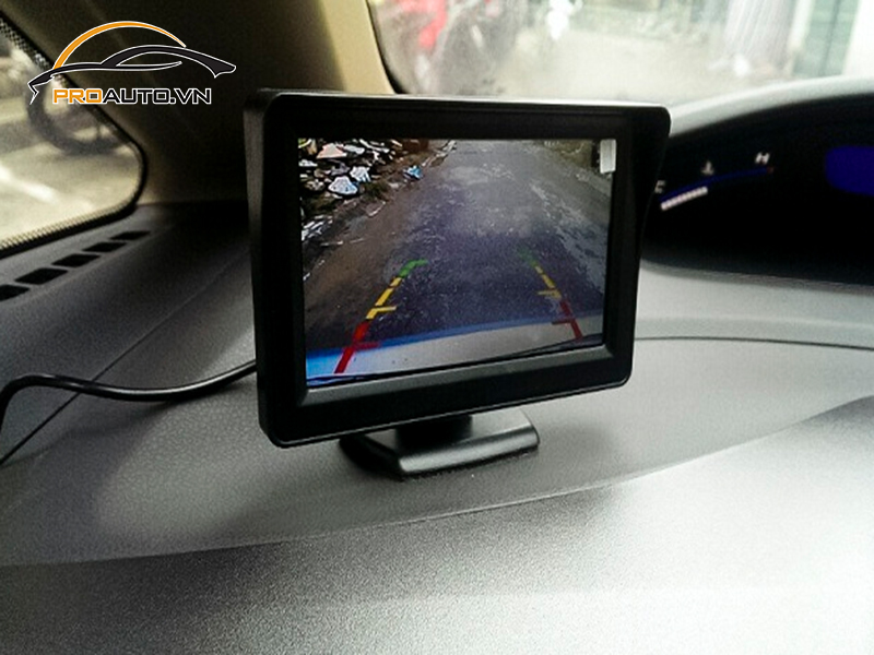 Camera lùi xe Mazda 6