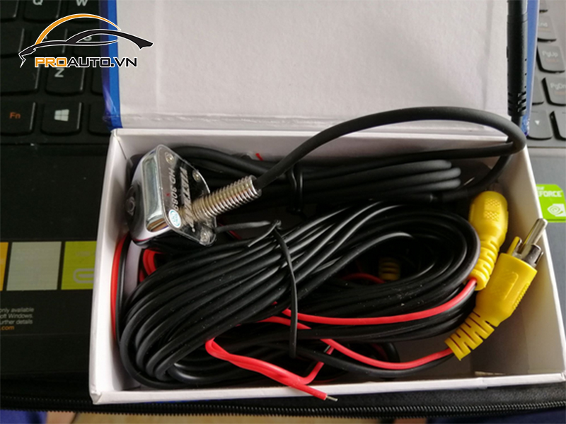 Camera lùi xe Toyota Rush