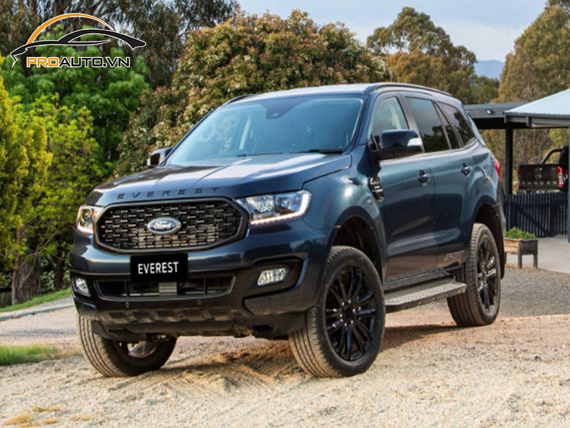 Camera lùi xe Ford Everest