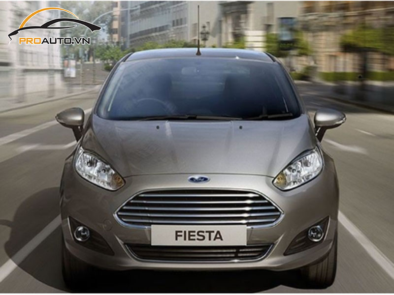 Camera lùi xe Ford Fiesta