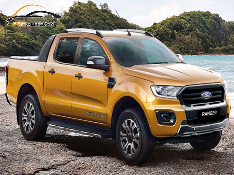 Camera lùi xe Ford Ranger