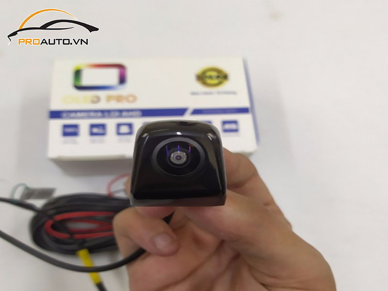 Camera lùi xe Hyundai Genesis