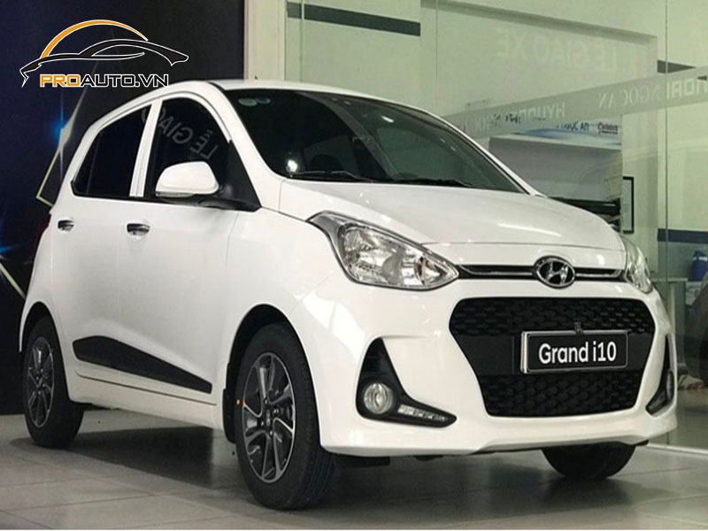 Camera lùi xe Huyndai Grand i10