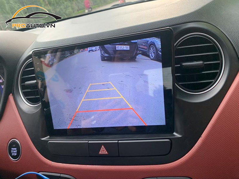 Camera lùi xe Hyundai Santafe