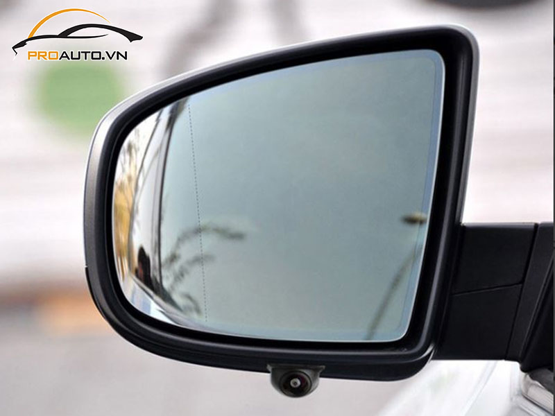 Camera lùi xe Hyundai Santafe