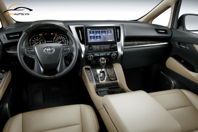 Có nên đổi màu nội thất xe Toyota Alphard?