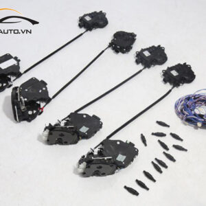 cua hit o to xe Ford Escape 4 1 1