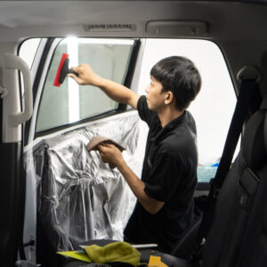 dan phim cach nhiet xe Pajero Sport 3 1024x683 1 2