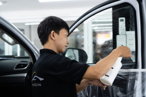Dán Phim Cách Nhiệt Xe Mercedes Benz CLA