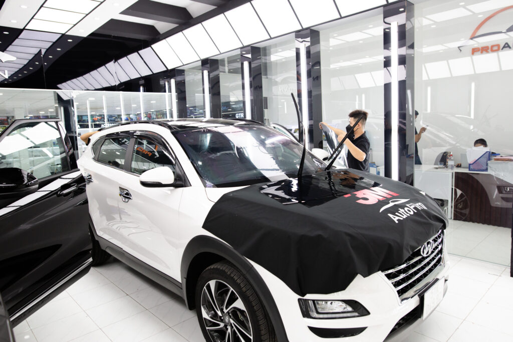 Dán phim cách nhiệt xe Suzuki Ertiga