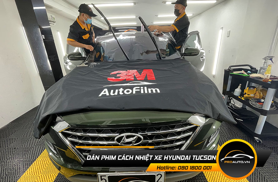 Dán phim cách nhiệt xe Hyundai Tucson