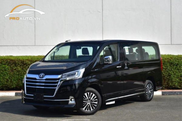 Dán phim cách nhiệt xe Toyota Granvia