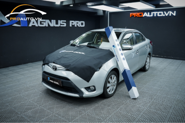 Dán phim cách nhiệt xe Toyota Vios