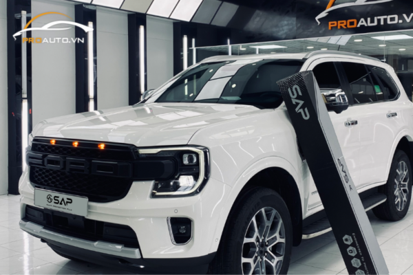 Dán phim PPF xe Ford Everest: Bảng giá mới nhất 