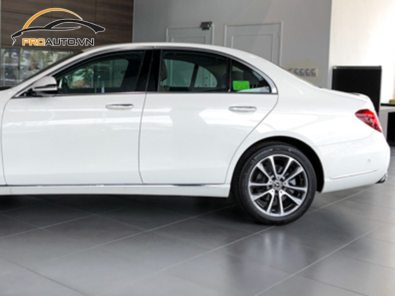Dán phim PPF xe Mercedes Benz E-Class