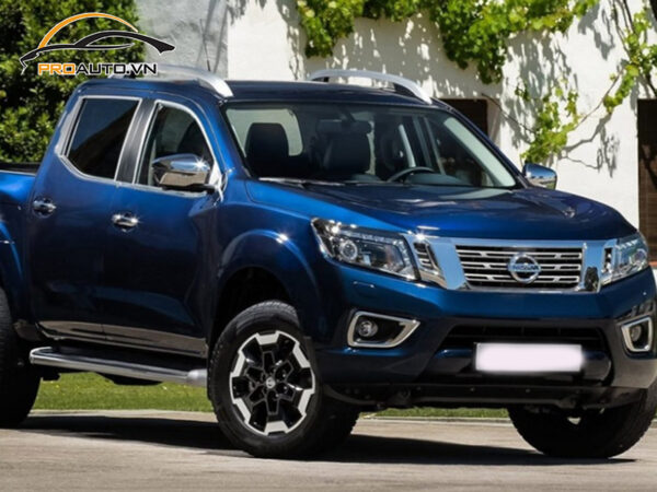 Dán phim PPF xe Nissan Navara