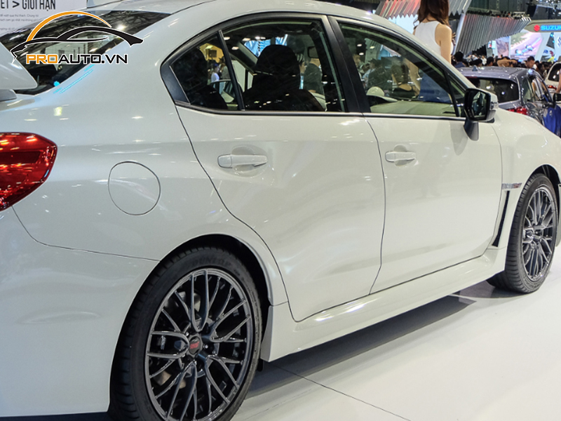 Dán phim PPF xe Subaru WXR