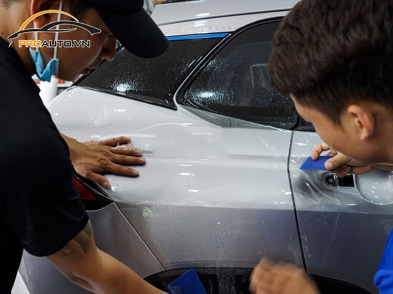 Dán phim PPF xe Porsche Taycan