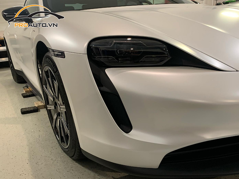 Dán phim PPF xe Porsche Taycan