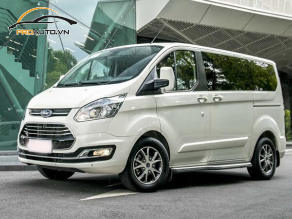 Dán phim PPF xe Ford Tourneo