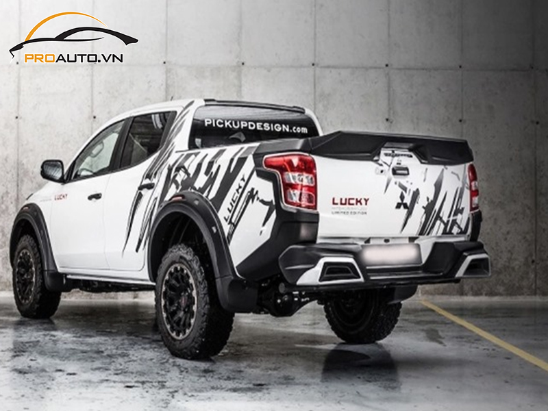 Dán wrap đổi màu Mitsubishi Triton