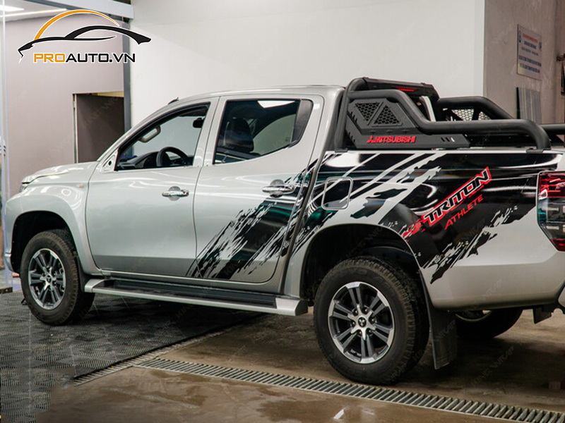 Wrap đổi màu xe Mitsubishi Triton