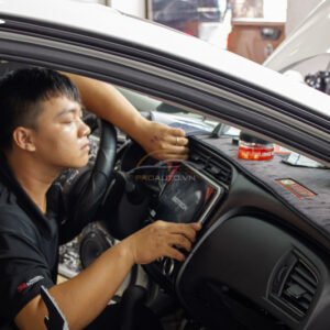 danh gia man hinh zin va man hinh gotech gt 360 1