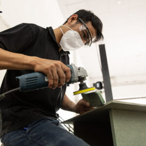 do am thanh xe Mercedes Benz E200 5 1 1