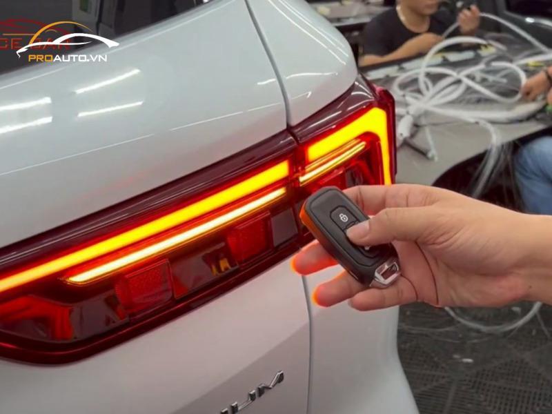 Độ cốp điện cho xe Hyundai Custin 2024