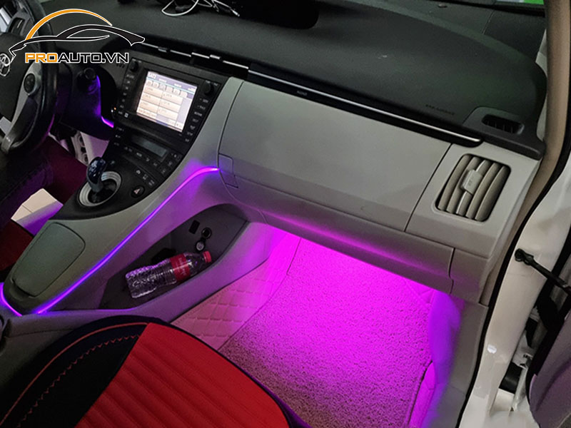 Độ đèn LED chiếu gầm taplo