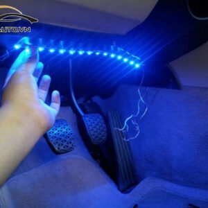 do den led noi that xe toyota yaris h8 2