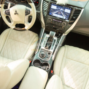 do ghe Limousine xe Mitsubishi Pajero Sport 9 1