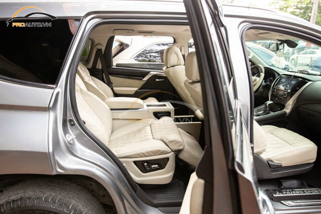 Kinh nghiệm độ ghế Limousine xe Mitsubishi Xpander Cross hiện nay