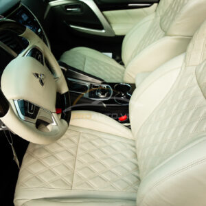 do ghe limousine xe mitsubishi pajero h68 1