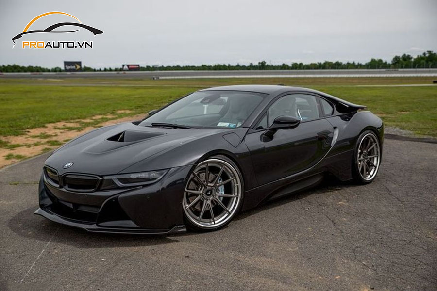 Độ mâm xe BMW i8 mang đến nhiều tiện ích cho người dùng