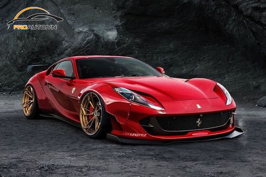 Kiểu mâm xe Ferrari 812 Superfast phổ biến