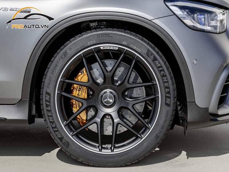 Độ mâm thể thao cho xe Mercedes Benz GLC 300