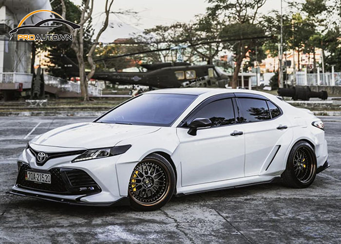 Các kiểu độ mâm xe Toyota Camry