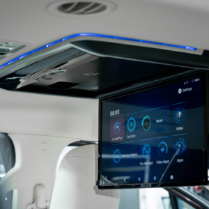 Độ màn hình tivi cho xe Lexus LX600