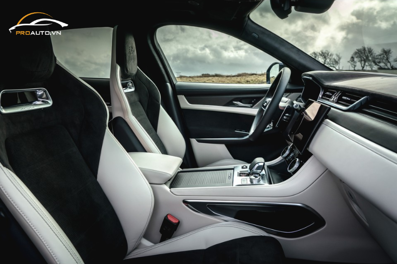 Đổi màu nội thất ghế tài, phụ xe Jaguar F-Pace