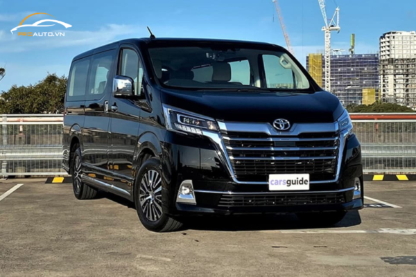 Đổi màu nội thất xe Toyota Granvia