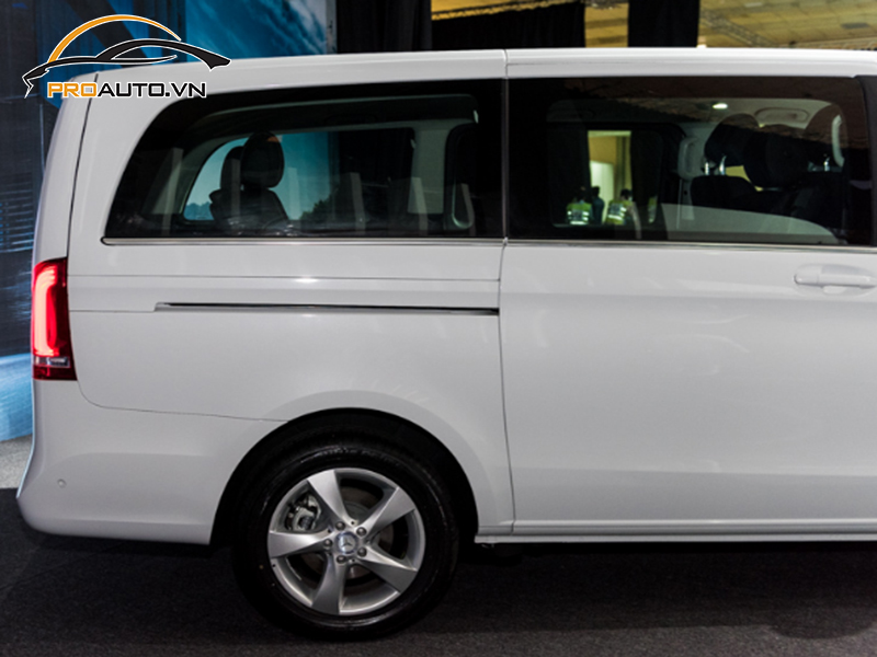 Dán phim PPF xe Mercedes Benz V-Class